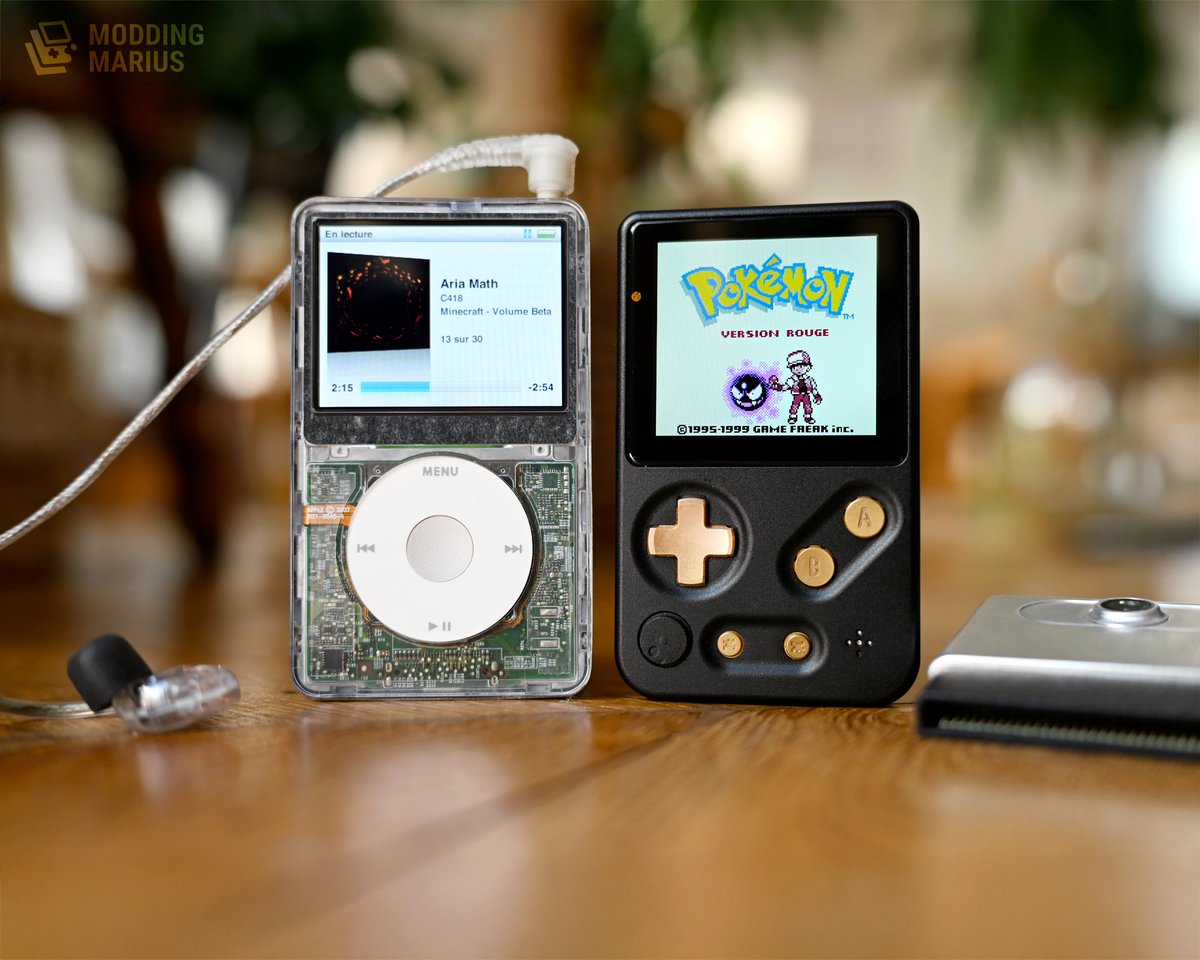 moddingmarius's tweet image. Mon combo favoris 👌

---⚙️---
- 𝗧𝗮𝗱 𝗕𝗼𝘆 𝗖𝗼𝗹𝗼𝗿 : la plus petite Game Boy Color
- 𝗶𝗣𝗼𝗱 : USB-C, SSD, nouvelle batterie, coque neuve 

🎵
