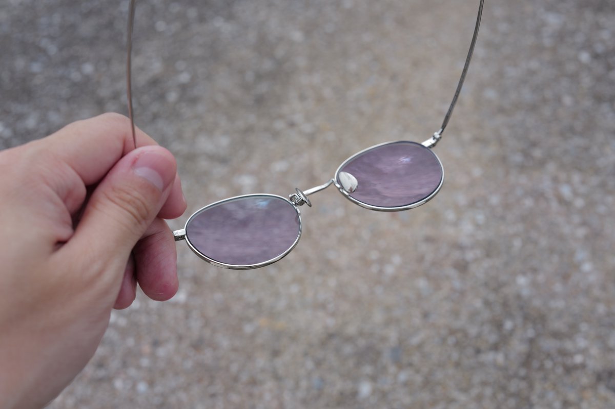 今日のおさんぽ

紫外線調光のレンズだと、こう言う曇天の日はなお暗いね