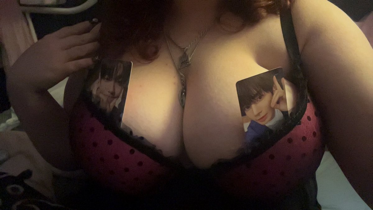 terrifictyun's tweet photo. an excuse to show off my love language pcs 😹 https://t.co/0CWObtUxaL
