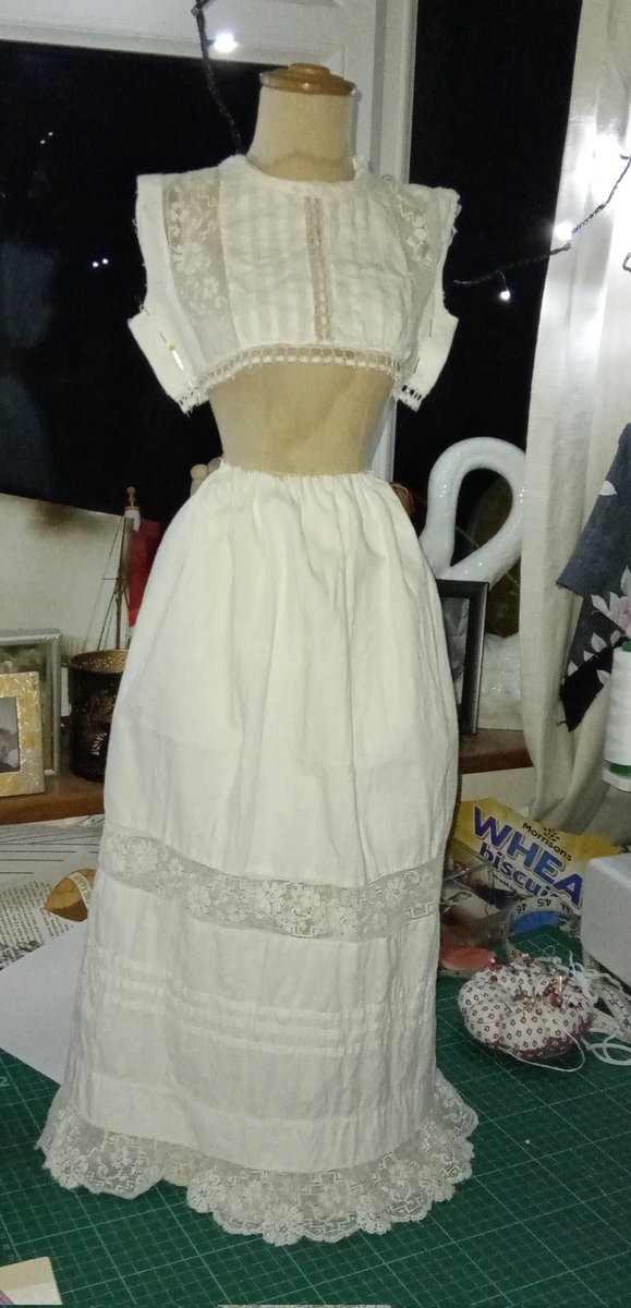 SilentTheatre1's tweet image. Thrilled to bits when I realised I had enough fabric to make 2 petticoats!! #reworking #sewing