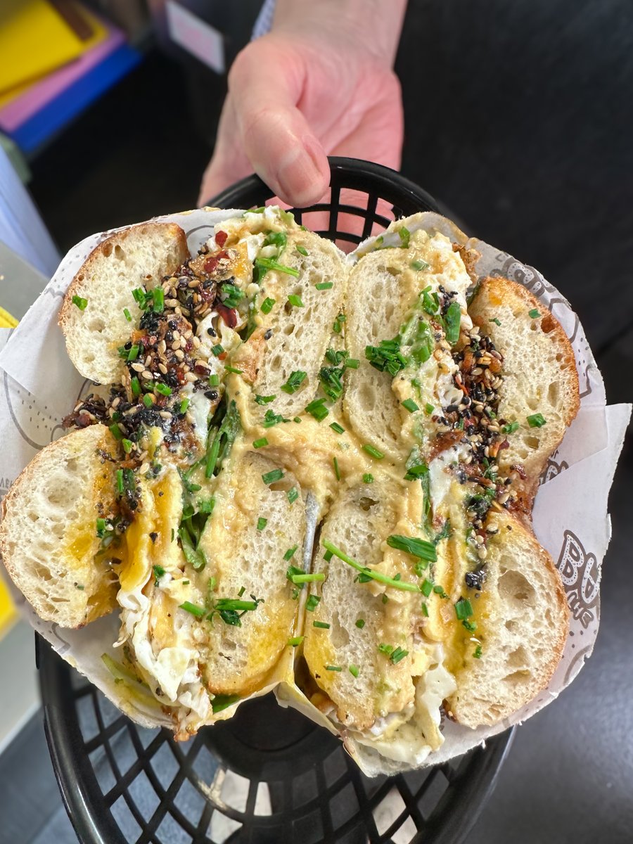 Eggs with attitude.

Chilli crisp eggs - fried eggs, chilli crisp, houmous, rocket and chives.

Available at the Bake Shop on Dovedale Road only.

#LiverpoolEats #Foodie #LiverpoolFoodie #TheBagelry