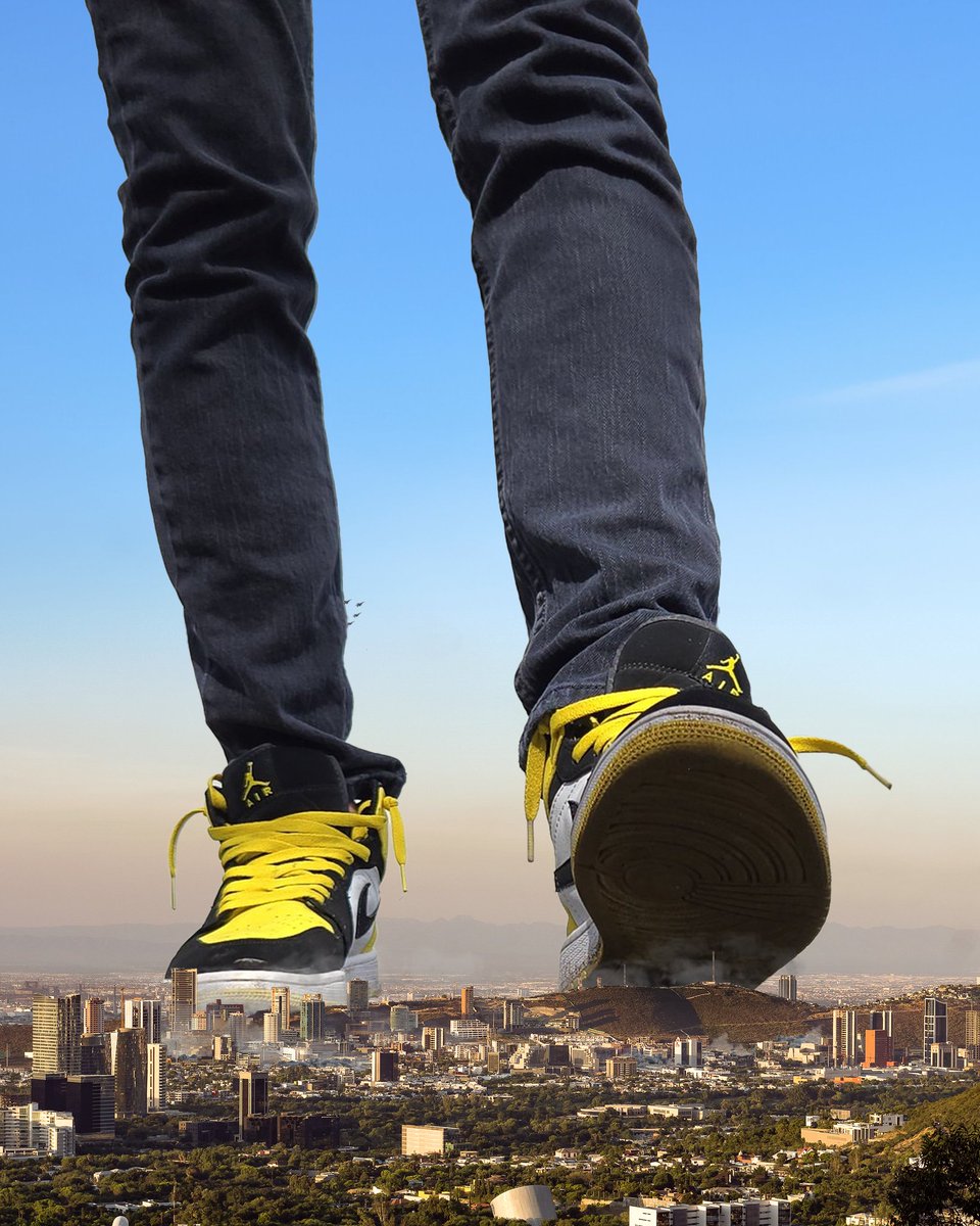 "Damn... Now everyone is a fucking ant to me... How pathetic"

Edit: <a href="/ericthetiny/">tiny eric</a>

#macro #macrophilia #giant #malegiant #micro #microphilia #shrunk #shrinking #giantandtiny #sizetwitter #findom #cashmaster #cashpig #feet #malefeet #footfetish #giantfeet #shoecrush