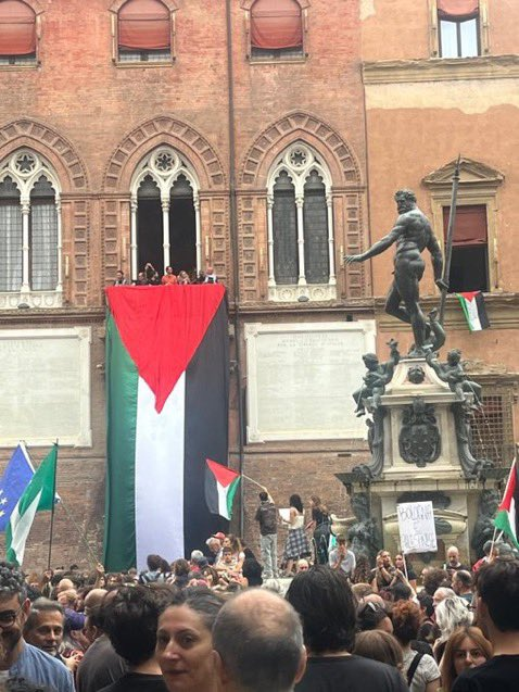 jacksonhinkle's tweet photo. 🇵🇸 HUMANITY IS WITH GAZA! https://t.co/8nJKYabqqM