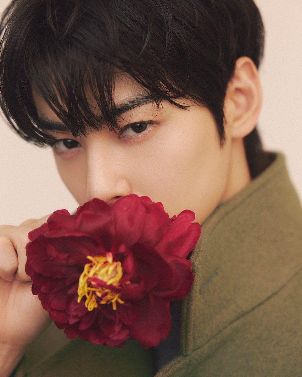 CEWNation's tweet image. 250923 

CHA EUNWOO for LIBERCLASSY 🌹 

#CHAEUNWOO #차은우 #LiberClassy 
@CHAEUNWOO_offcl