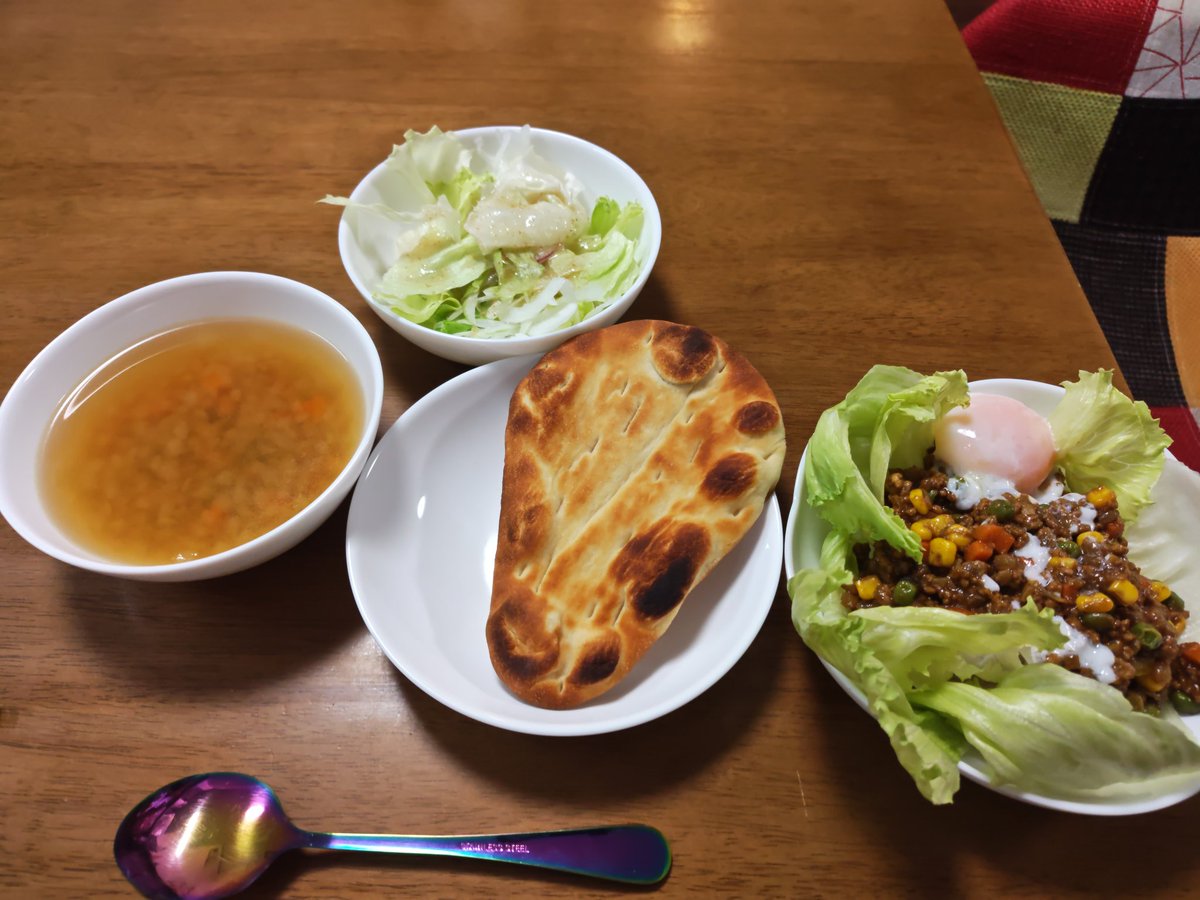 夕飯
キーマカレー