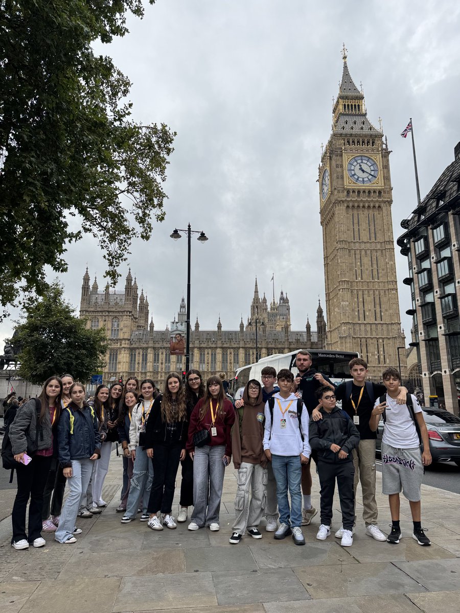 escolapiasSE's tweet image. Seguimos nuestros días de curso en #Eastbourne. Aprendiendo, conociendo nuevos lugares y haciendo buenos amigos.
#schoolintegration #inmersiones #inglés #escolapias #despega