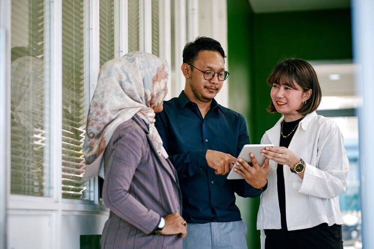 📣 Agents and counsellors, have you signed up to our free management course yet?

The training includes modules on:

☑️ organisational competence
☑️ student-centred practice
☑️ objective advice and guidance

See if you're eligible and apply: ow.ly/X0kk50WP18u