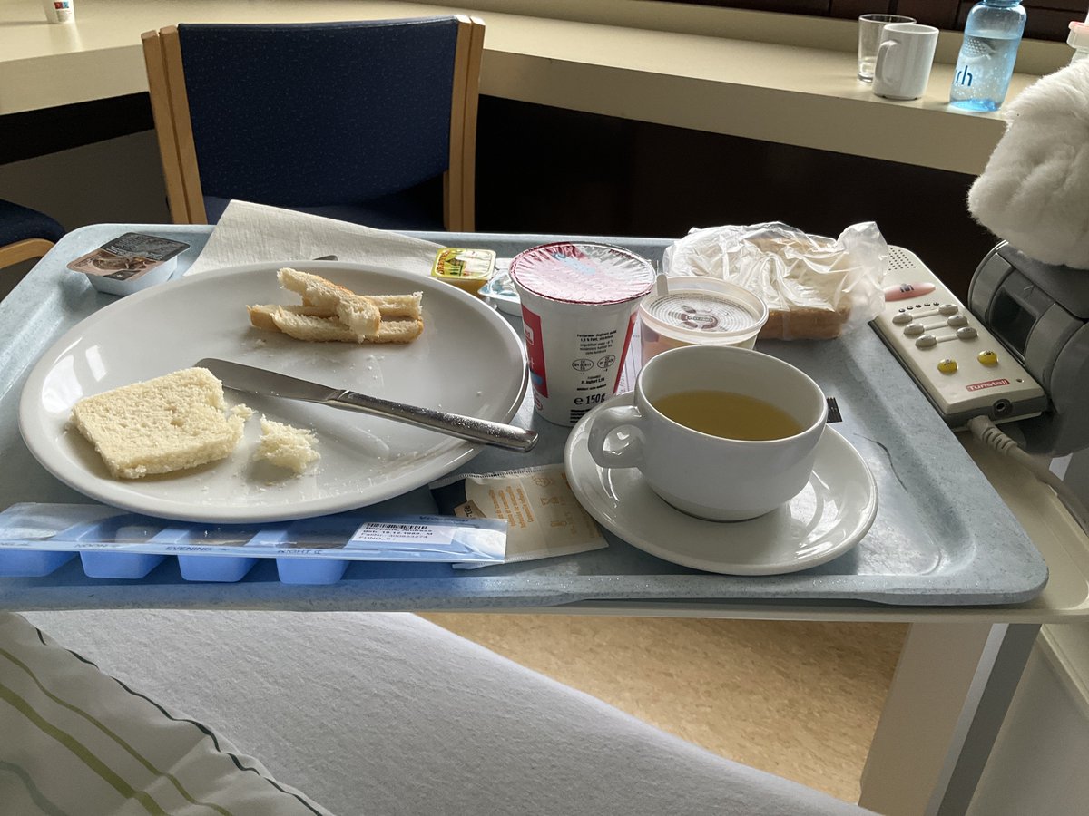 Well finally made it out of the Hospital yesterday. Got my tonsil removed and stayed almost one week at the hospital 😓 Glad everything went kinda well with some complications, but now its getting better each day 😃

<a href="/TakenyaChaos/">Taka</a> and her family takes good care of me now ❤️❤️❤️❤️