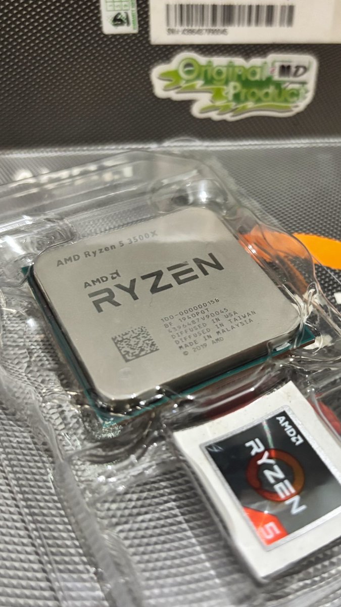 DEVICE BUKAN SALAH SATU PENGHALANG UNTUK EKSPLORASI DI WEB3!

Jadi, kalau kamu ngerasa terhalang karena gak punya device yang proper kaya PC dll, gw itu punya PC yang udah gak dipake.

Semua masih lengkap dan udah dipretelin (karena awalnya mau dijual), kecuali VGA nya udah gak