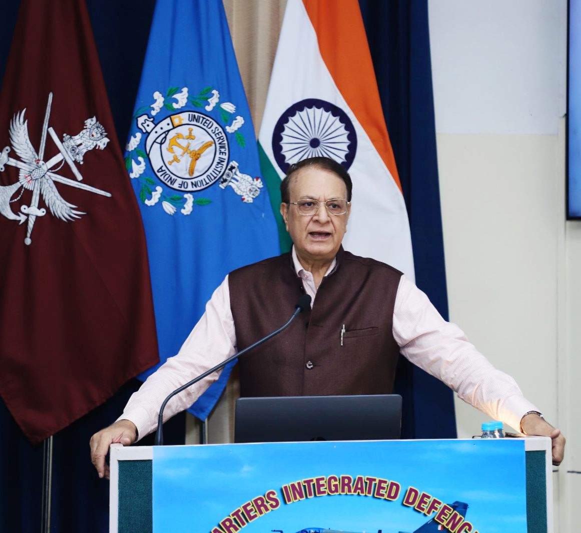 HQ_IDS_India's tweet image. The #TriService Professional Development Programme for senior officers was inaugurated by Maj Gen AS Gahlot, ACIDS (TRADOC) #HQ_IDS at USI. The opening day featured a thought-provoking panel discussion on emerging #GeoPolitics moderated by Maj Gen BK Sharma (Retd), DG USI,…