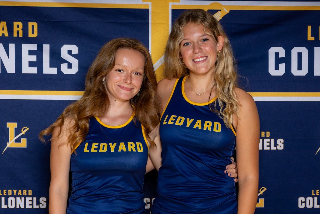 Senior Day! Cross Country hosts NFA at 4pm. Thank you seniors. Once a Colonel, Always a Colonel #LHScolonelpride #ctxc <a href="/GoECCAthletics/">ECC Athletics</a> <a href="/TheDayCTsports/">The Day sports</a>