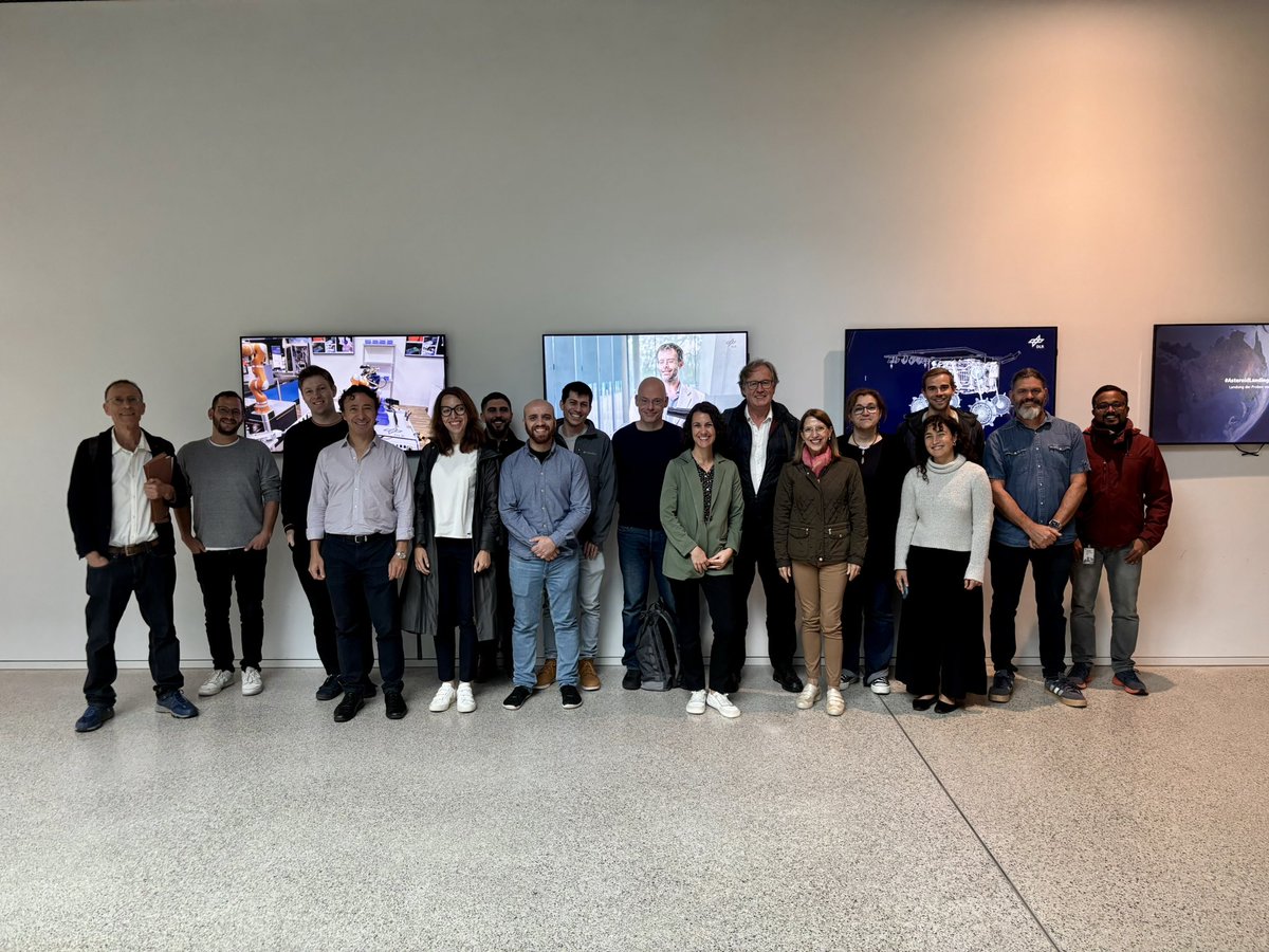 softenable's tweet image. @softenable partners in productive discussions at @DLR_en