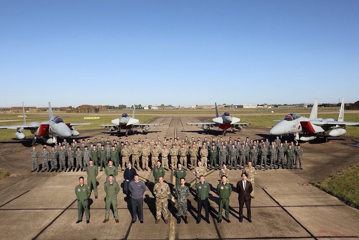 Visited <a href="/RAFConingsby/">RAF Coningsby</a> to welcome the first ever deployment of <a href="/JASDF_PAO_ENG/">Japan Air Self-Defense Force</a> ’s F-15s to the UK from across the Atlantic Ocean👍 
Celebrating the golden age of 🇯🇵🇬🇧 defence cooperation!! 
📷③: ©JASDF