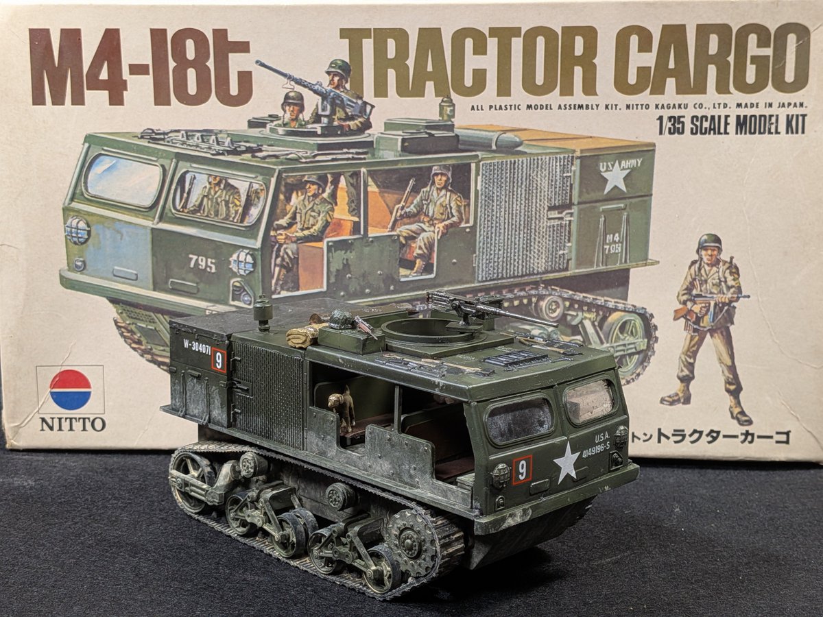ManBouMokei's tweet image. 1/35 NITTO 18tトラクター 完成しました。
今は無きNITTOのキットです。
意外とパーツの合いは良くて組み立てで苦労する事はありませんでしたが、車内は再現されてないので自作しました。
デカールは持っていたものをテキトーに貼り付けました。
#NITTO #翻車魚模型 #scaleModel #プラモデル