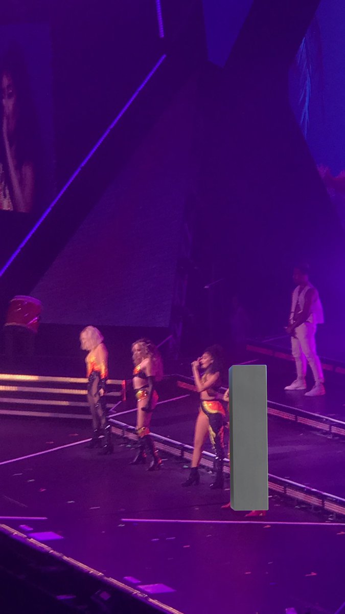 perrievsp's tweet photo. 6 years ago today I saw my little mix girlies live in concert for the first and last time (for now).. I can’t believe how fast time flies. It was my first concert ever and I will cherish that memory forever in my heart ♥️ I need them to come back to Europe asap https://t.co/IiSxLxWXUv