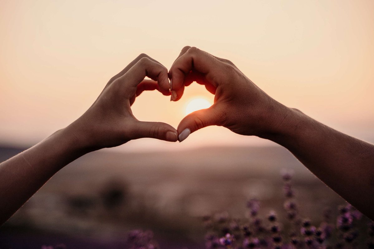 EmployWalesJCP's tweet image. Top ten tips for creating a positive employee wellbeing experience from @cHRysosHR 

Visit: ow.ly/Psmp50WWIbX

#EmployeeWellbing #Busines