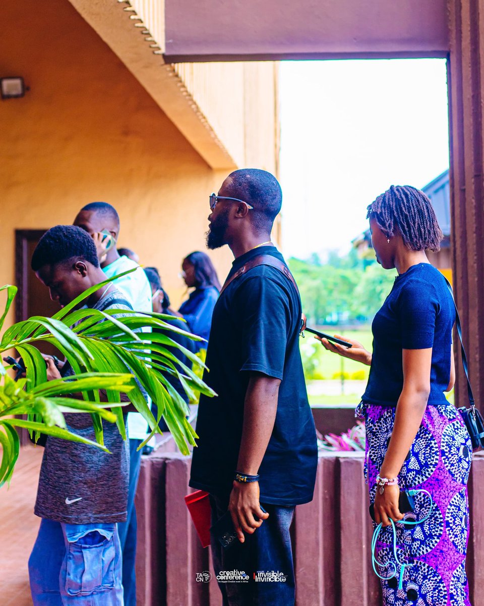 CreativeXComm's tweet image. Scenes from registration at Creative Conference 2.0.

What a beautiful way it all began.

#creativeconference
#benincreatives
#tacn