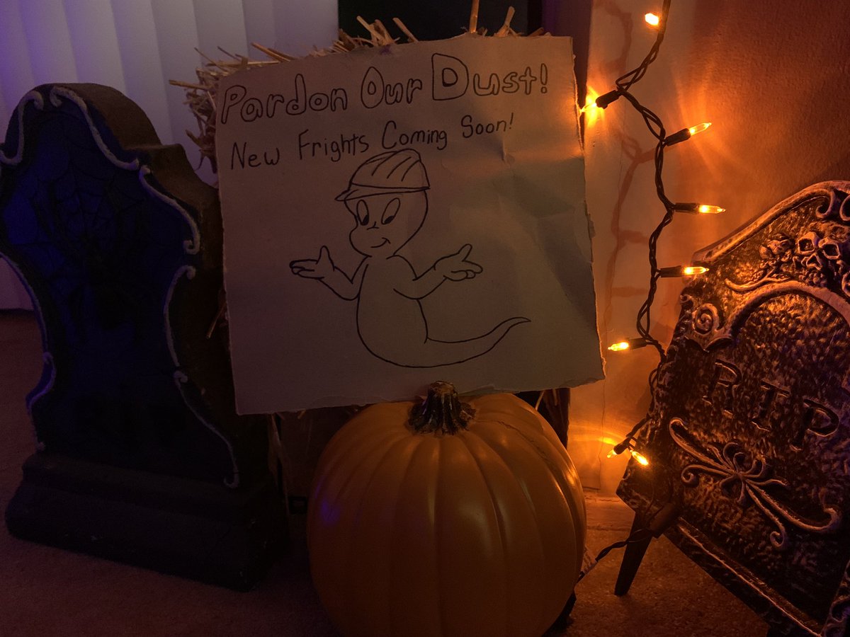 HoppyWesley's tweet photo. Taking Halloween seriously this year. Well, like I do every year. 🎃 https://t.co/JZT4uL3J57