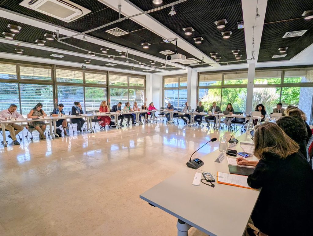 Heureux de réunir ce matin équipe de direction et cadres de la #DSDEN06 pour le 1er comité départemental de direction de l'année
🎯 Temps de partage et d'échanges sur les sujets d'actualité et l'activité de #Rentrée2025
Merci à tous!