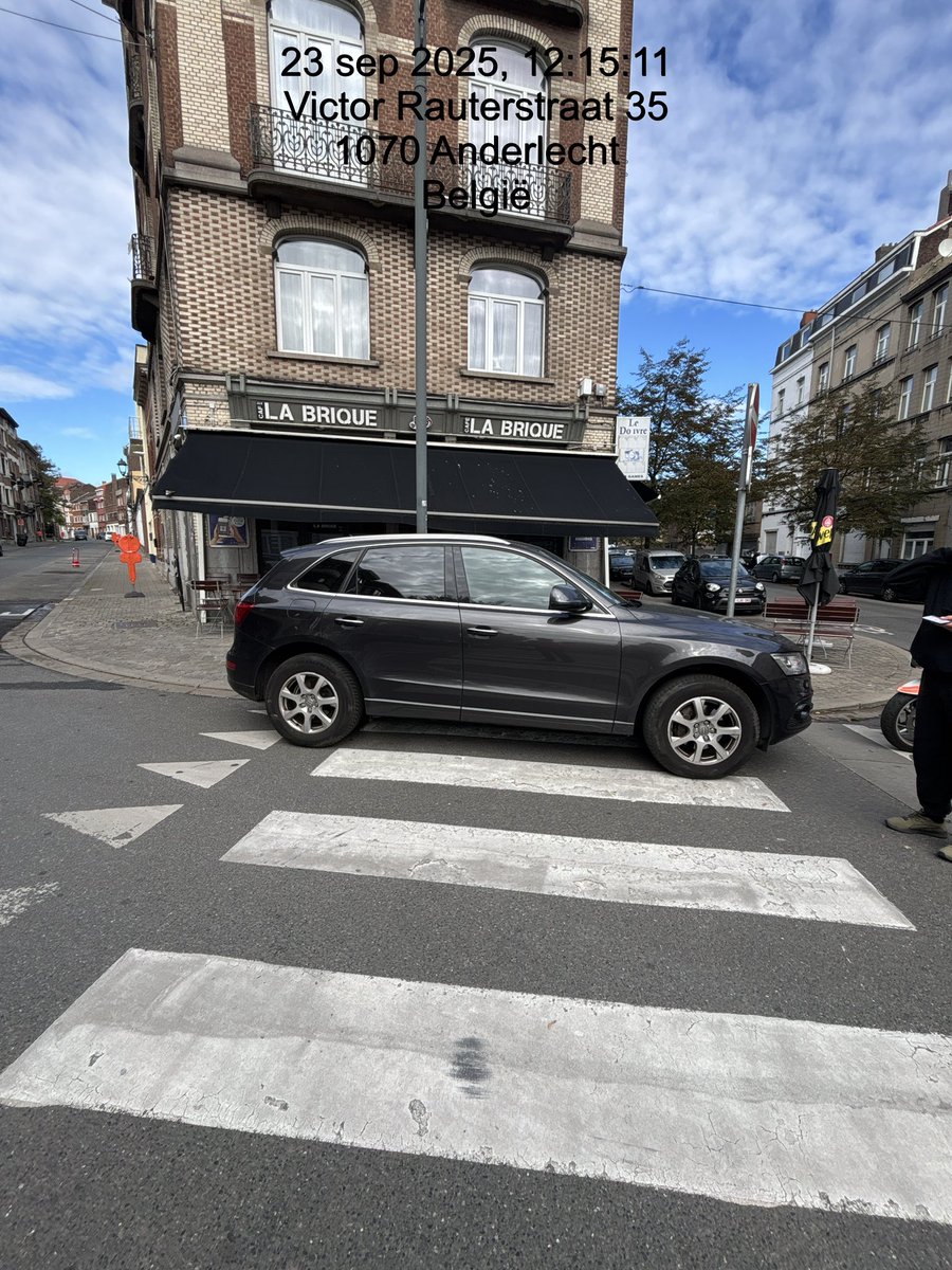 Op weg naar opdracht en deze zien....opdracht moet effe wachten. Eerst deze afwerken want zeg nu zelf !