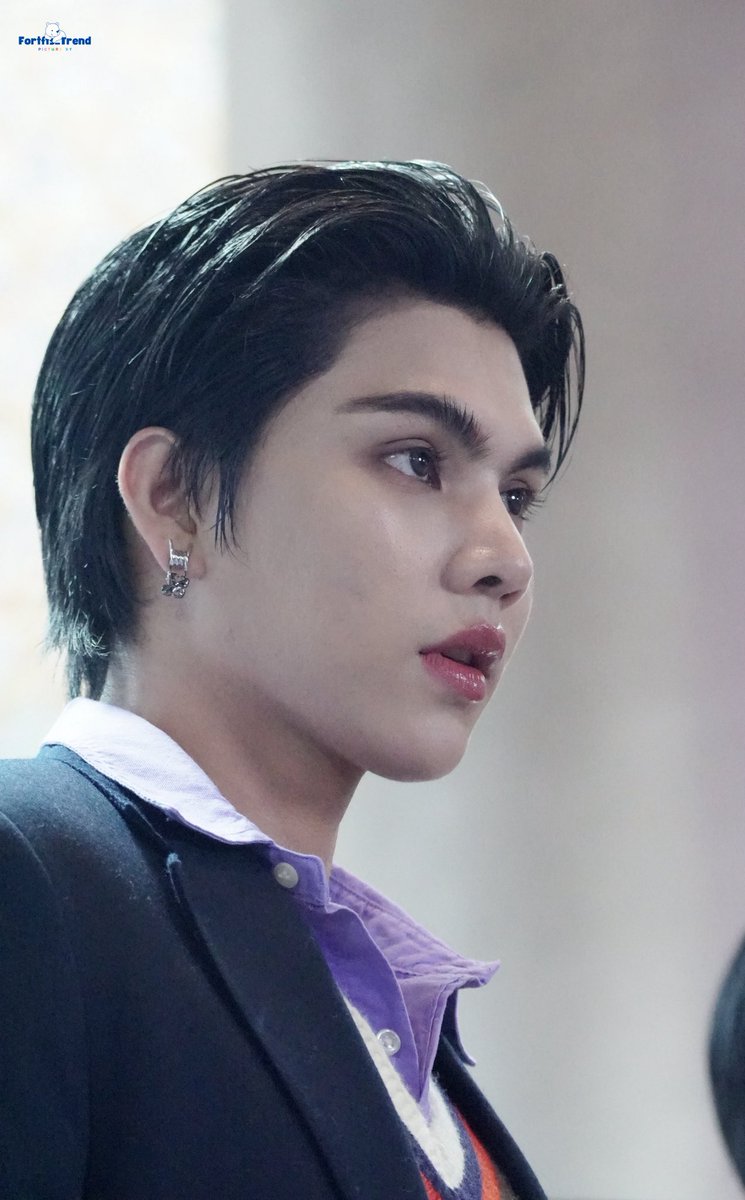 ความหล่อแบบเปล่งประกาย ✨ เป็นแก้วเป็นแสง 

FORTPEAT X YENTERTAIN AWARDS
#YEntertainAwards2025xMeMindY
#YentertainAwards2025
#YEntertainAwards2025xJisuLife

♡ ꙳ <a href="/fort_fts/">FortFTS (福福) #เวียร์</a>
 — ᘍ #FortFTS : #ComeFortZon : #BabyFeat ᘊ ⁕