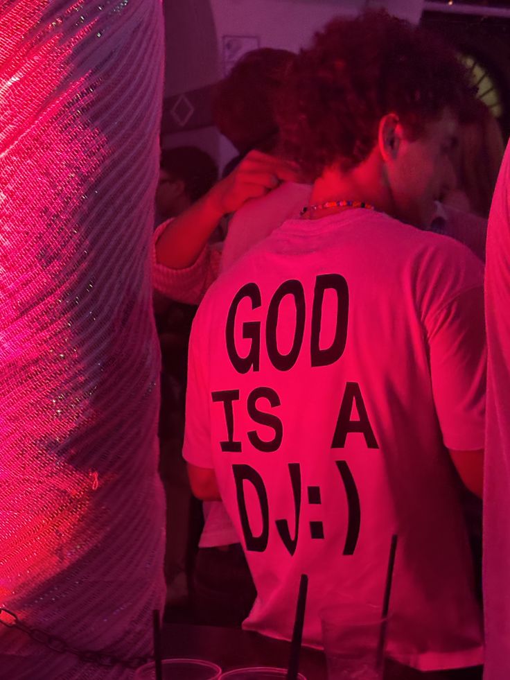 SpinninDeep's tweet image. Are you ready for Sunday service? 🙌 
#Spinnin #SpinninDeep #DJ #EDM