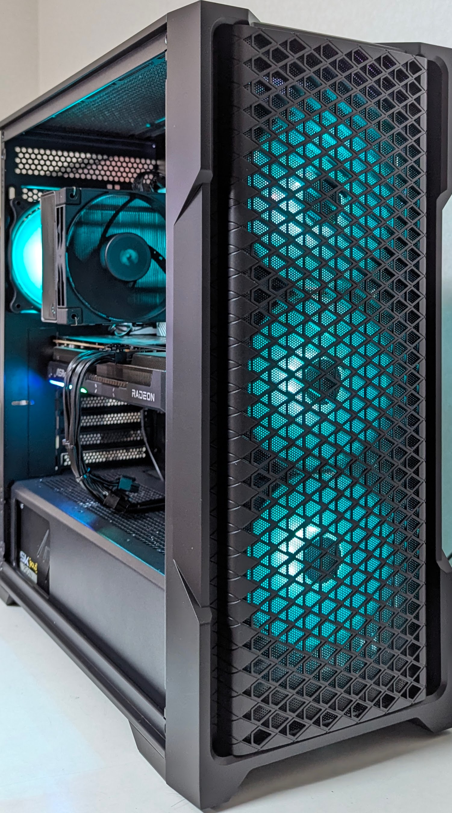 【新品】高性能ゲーミングPC RX9070XT Ryzen7 7700 新品】【1年保証】 RX9070XT Ryzen 7 7700 メモリ 32GB SSD 1TB