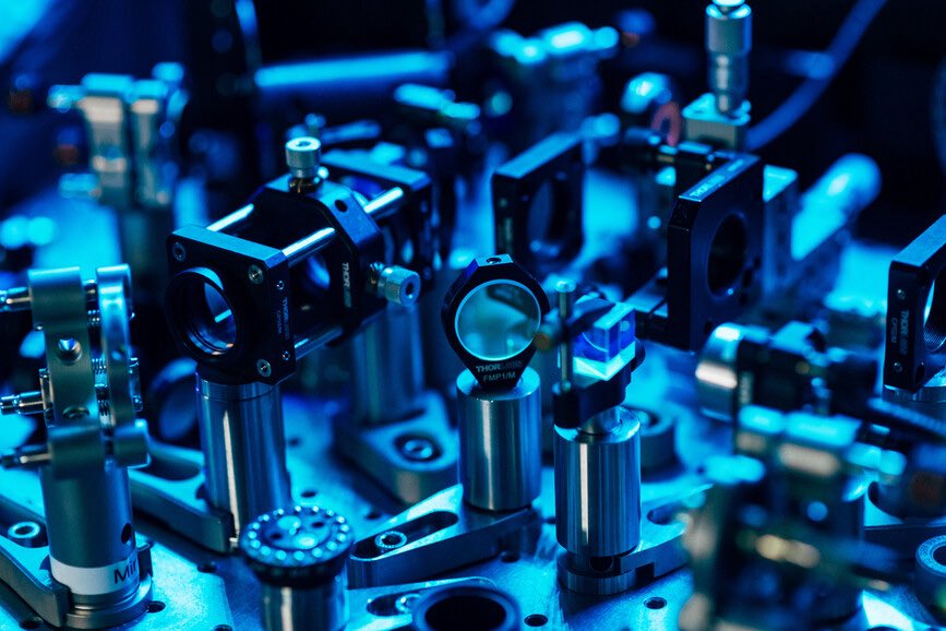 QUANTUMunivie's tweet image. 🎙️🧑🏽‍🎓 Faculty open presentation by new PhD candidates!

🤝 Connect with new PhD students to discuss interesting research questions.

🔗 More information: ssc-physik.univie.ac.at/en/studying/do…

📸: © Barbara Mair

#QuantumScience #PhD #PhDStudents #StudentTalk #Networking