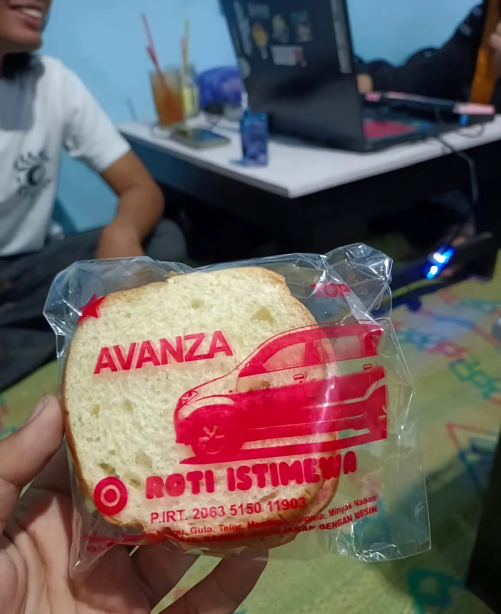 Alhamdulillah ga sia sia kerjo selama iki diewangi wira wiri keliling pulau jawa akhire tabungane cukup gae tuku Avanza lek 🙏🏻