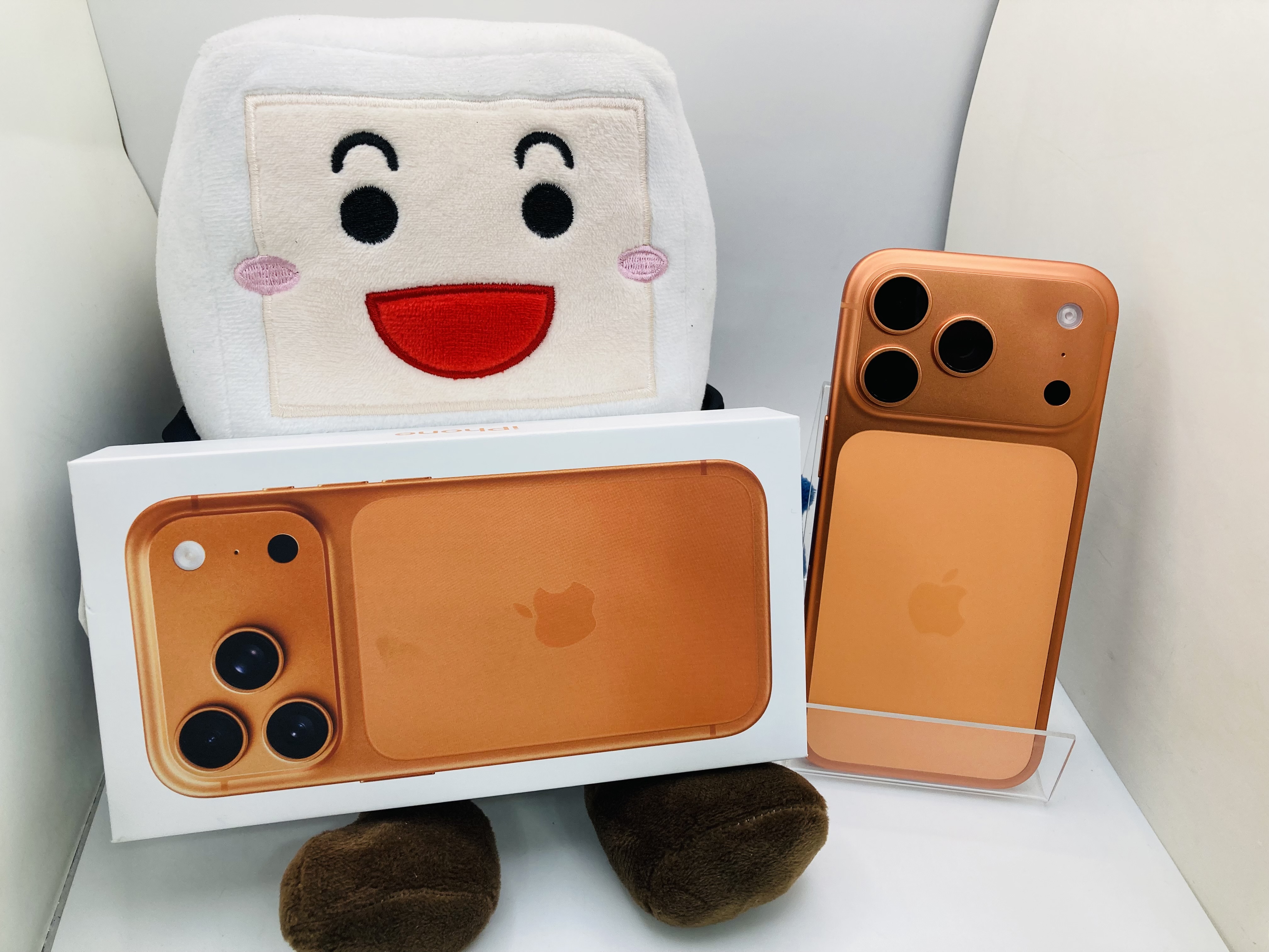 iPhoneX256GB（SIMフリー）焼けうっすら／電池73%【ジャンク寄り】 31N7tWVb38L.jpg