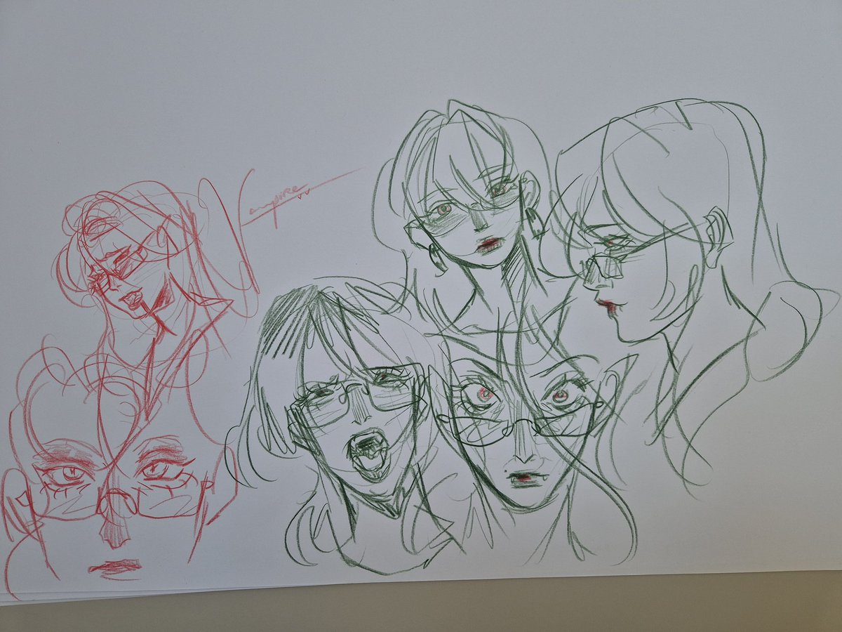 Drew some vampire lady in class, oh i love vampires.. 
#vampire #art #originalcharacterart