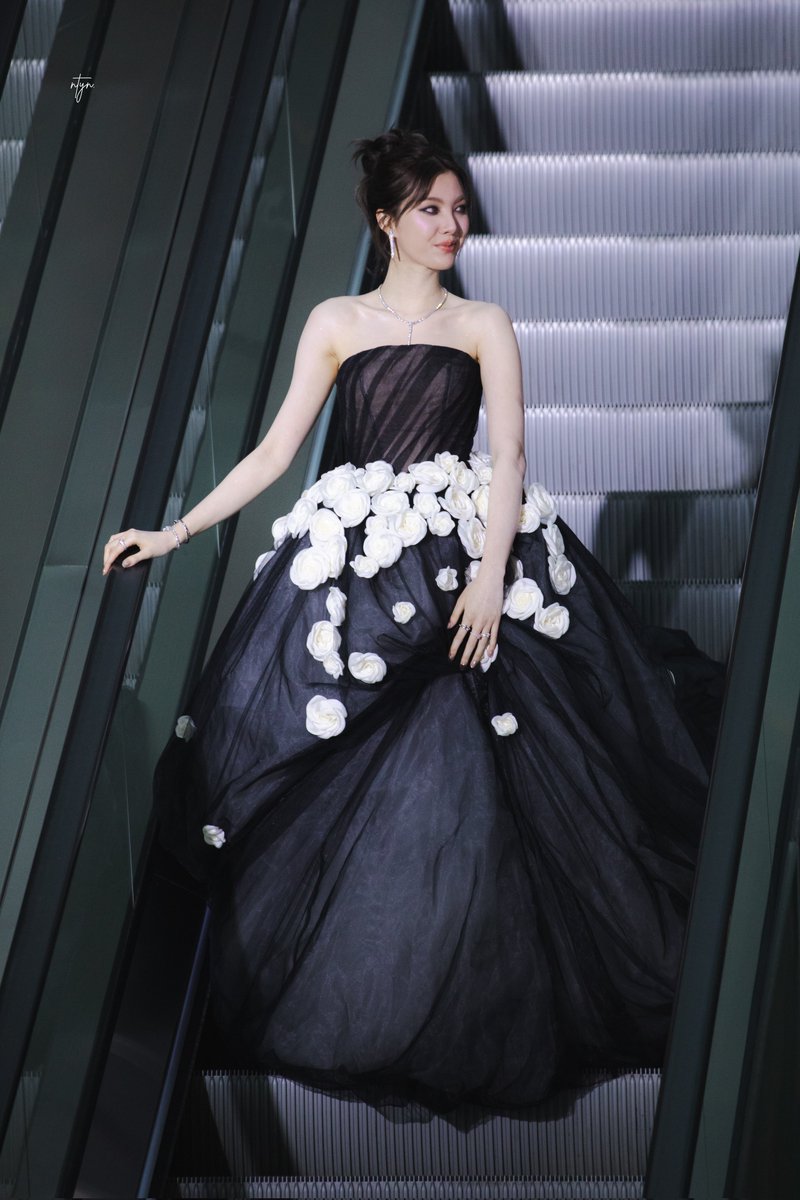 ntyynn's tweet image. พี่เสียแล้วออมมมม🤍😭😭

ORM Y ENT AWARDS
#OrmYEntertainAwards