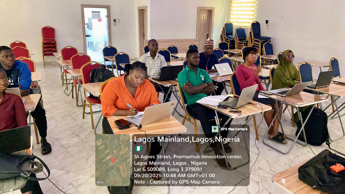 premierhubng's tweet image. Exciting times at Premier Hub Innovation Center as we kick off the DeepTech_Ready Cohort 2.0 onsite engagement! 🎉
 This program is in collaboration with 3MTT Nigeria, technically delivered by Data Science Nigeria, and supported by Google.org.  
#Deeptech_Ready #DSN