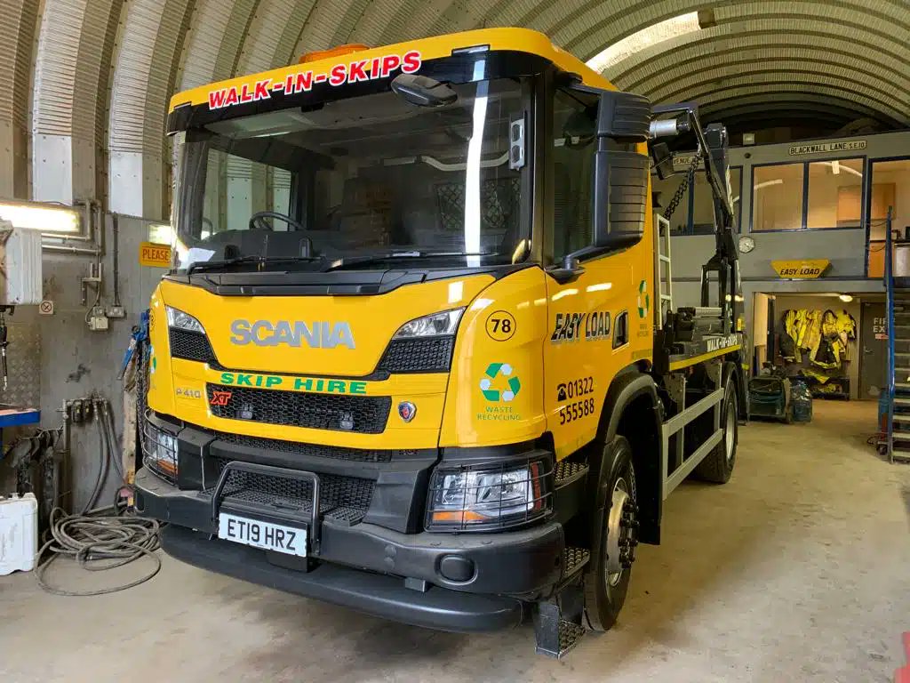 EasyLoadUK's tweet image. Got waste? Let&apos;s handle it together! 💪 Trust Easy Load for efficient, reliable skip hire in Kent &amp;amp; surrounding areas. Competitive prices! ♻️ Visit easy-load.co.uk or call 📞 01322 555 588 #SkipHireKent #RecyclingSolutions #EasyLoad