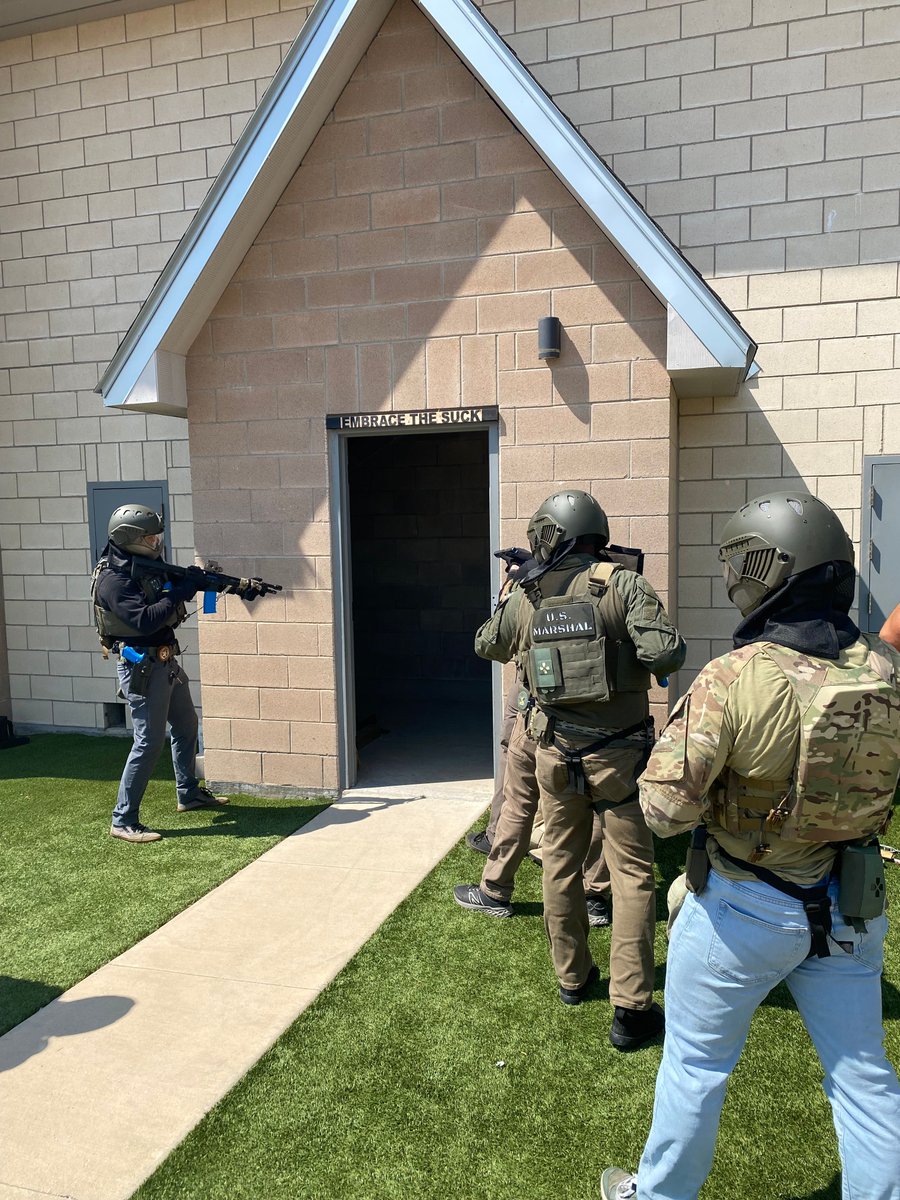 U.S. Marshals Service Dallas (@usms_dallas) on Twitter photo This week, Deputy U.S. Marshals from the Northern and Eastern Districts of Texas trained together to enhance their effectiveness for future operations, which may require cooperation. Constant training is critical in arresting violent fugitives. This week, Deputy U.S. Marshals from the Northern and Eastern Districts of Texas trained together to enhance their effectiveness for future operations, which may require cooperation. Constant training is critical in arresting violent fugitives.
