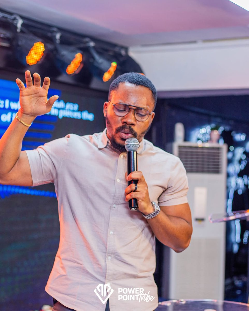 Sunday reminded us: outside the context of God’s Word, we live a fake life.

With practice, our words can heal, lift, and empower.

This week, speak:
1️⃣ Compliments
2️⃣ Blessings
3️⃣ Possibilities

📸 Moments from Sunday’s service