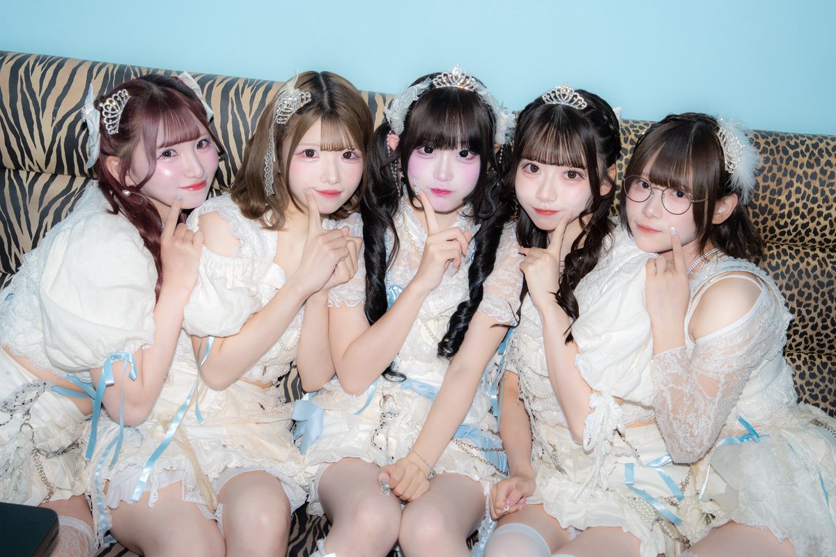 重大発表 


①image全曲サブスク配信✨✨

②Unite MV公開✨✨

③名古屋Reny limited  3/27 second ワンマンライブ✨✨

④新SE✨✨

⑤新衣装✨✨

⑥新曲発表 (2曲)✨✨