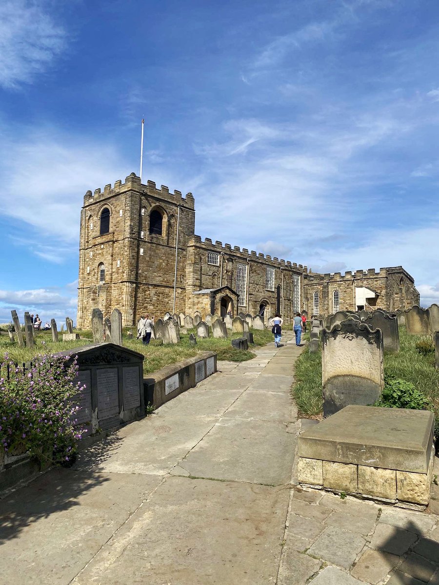 Whitby is horribly hilly and steep, but so worth it ✨🌿