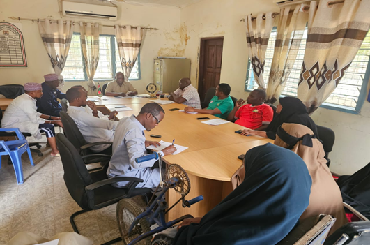RRDO2022's tweet photo. @RRDO in partnership with @Acted  and funding from @echo, is delivering MPCA to 701 HHs + 200 referrals across Dagahaley, Ifo, Ifo 2 &amp; Hagadera in Dadaab. Supporting vulnerable refugees with mobile cash to meet basic needs with dignity.
#RRDO #MPCA #Dadaab #CashAssistance https://t.co/DpWD8SXboE