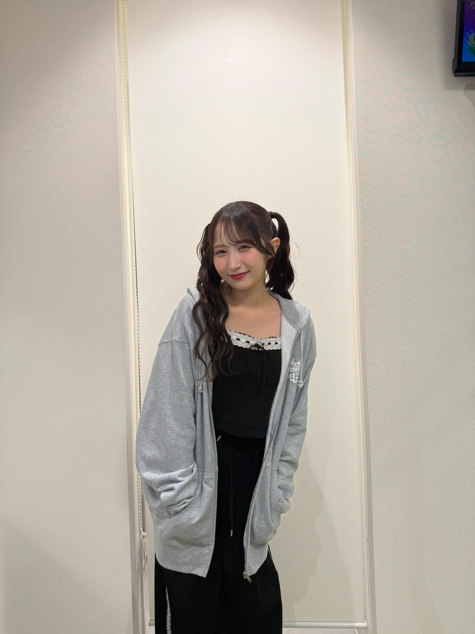 CANDY TUNE ジップアップフーディー パーカー 小川奈々子さん G1hv-2DaMAAfvw2?format=webp&