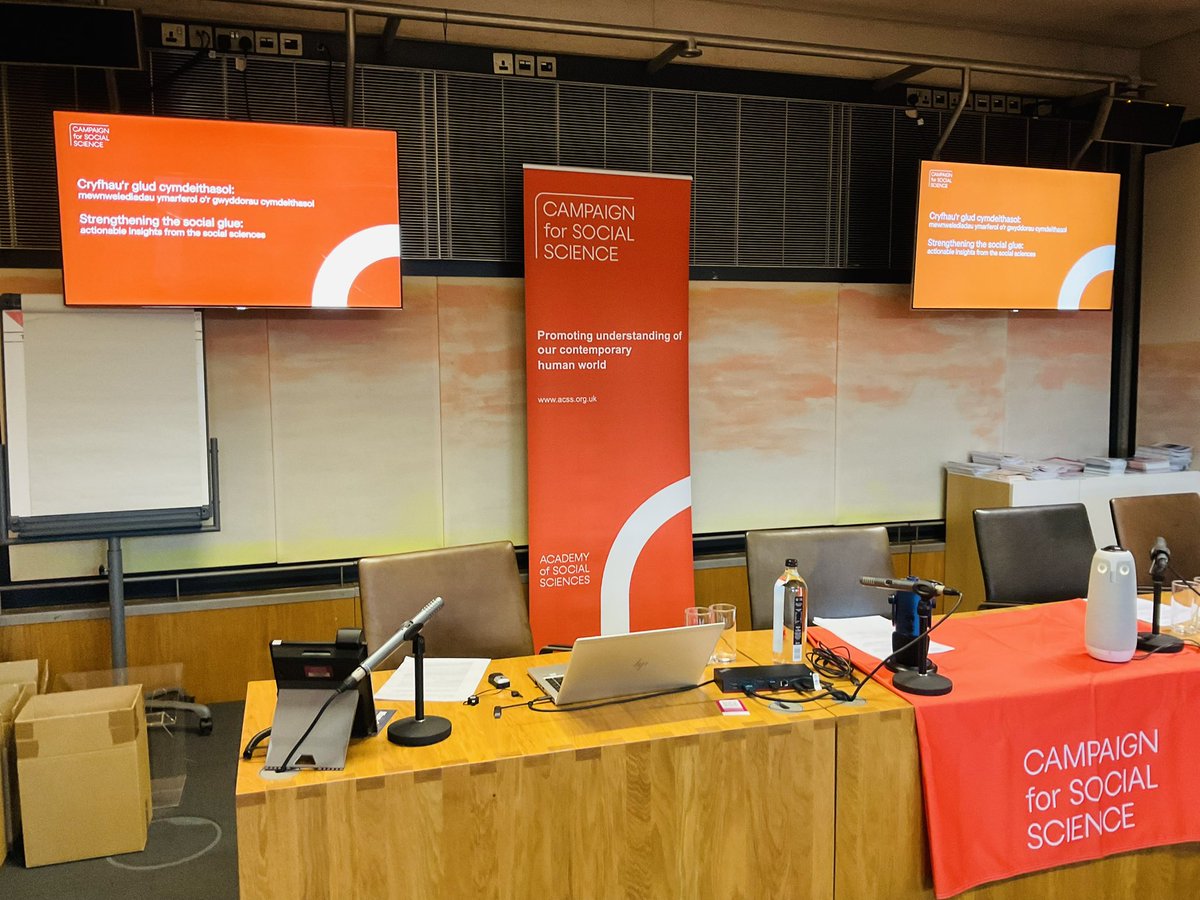 Today we’re at <a href="/SeneddWales/">Welsh Parliament</a> for a lunchtime event hosted by <a href="/cefincampbell/">Cefin Campbell AS/MS 🏴󠁧󠁢󠁷󠁬󠁳󠁿</a> to showcase two fantastic examples of #SocialScience research in action, courtesy of <a href="/ellarabaiotti/">Ella Rabaiotti</a> and Emily Lowthian of <a href="/SwanseaUni/">Swansea University</a>.
 
#SocialScience #SocialSciences #Senedd #Wales #Cymru