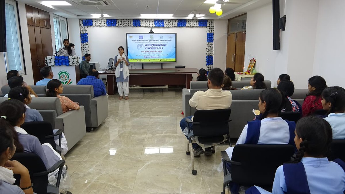 nimhrsehore's tweet image. @nimhrsehore observed the #InternationalDayOfSignLanguages on 23 Sept with a workshop on Basic ISL by Mr. Ravi Pareek. Highlights: poster competition, ISL displays &amp;amp; interactive sign-to-speech demos. 
@socialpwds @MSJEGOI 
#IndianSignLanguage #Inclusion #NIMHR