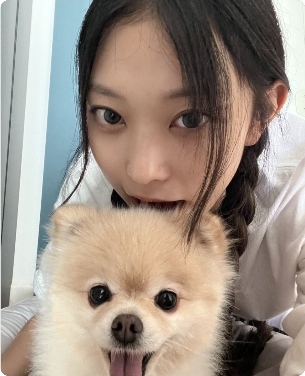 KHrin515's tweet photo. 암냠냠❤️
#맘눌뎀 #멤놀 #연능 #애인구 https://t.co/u3gvd6G0Vy