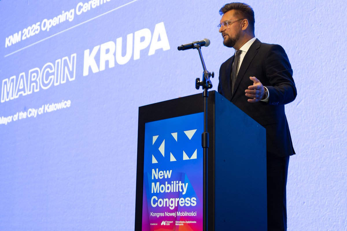 Łukasiewicz tweet media