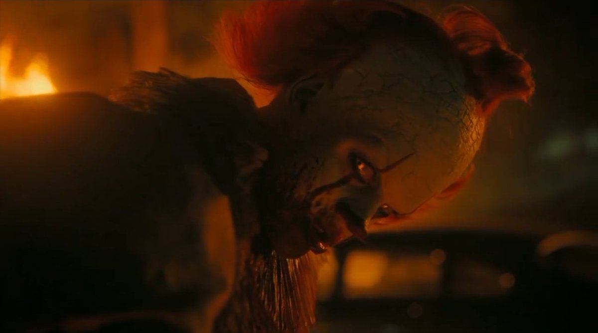Primer vistazo a Bill Skarsgård repitiendo su papel como Pennywise para IT: Welcome to Derry