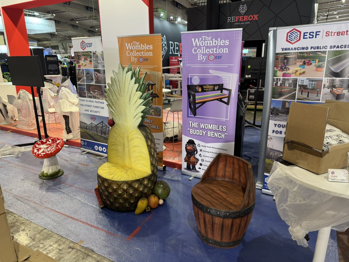 alandlowry's tweet photo. What a great first day in #Barcelona at the @IAAPAEMEA Expo today. Busy show floor and lots of interest in our #themebenches from @WorldofESF. 2 more busy days ahead @InvestNI @TEA_Connect @IAAPAHQ @ANBorough @MadeinBritainGB @FamilyBizPaul #exportchampion #soldtotheworld https://t.co/W98KdxDAFk