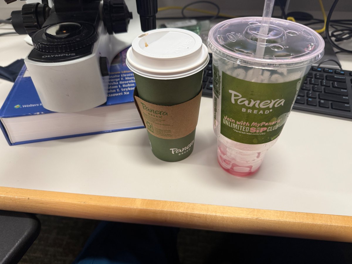 TomHaPath's tweet image. Some call it the unlimited sip club, I prefer to think of it as the unlimited microplastic club 😋😋