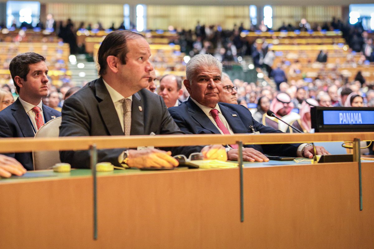 Esto es lo que estamos logrando juntos: llevando la voz de Panamá al escenario más importante del mundo, con liderazgo en el Consejo de Seguridad de la ONU, reconocidos como mediadores confiables en la paz y la democracia regional, atrayendo inversiones globales gracias a nuestra