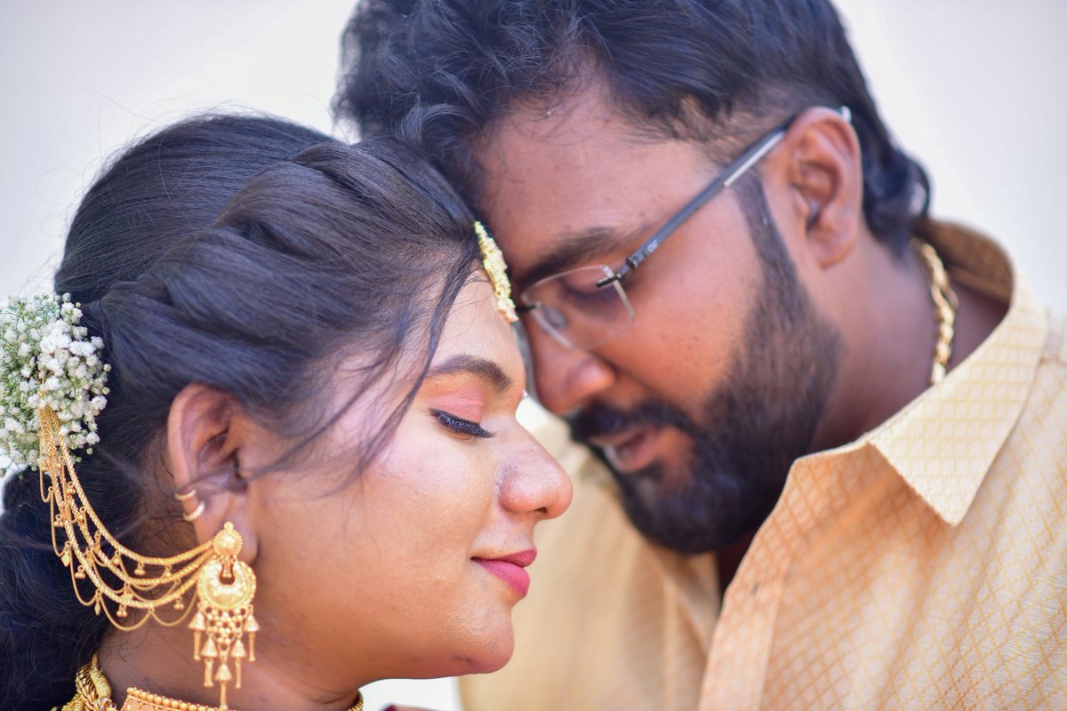 ArulmalarMedia's tweet photo. Aslin Theepthika X Venish Anto - Baby shower
.
.
Captured by : Nikon D850 with 85 mm f1.8 and Nikon Df with 80-200 f2.8
.
.
#babyshower #nikonphotography #babygirl #babyboy #momtobe #dadtobe #babyshowerideas #babyshowerparty https://t.co/6azq3kdNnK
