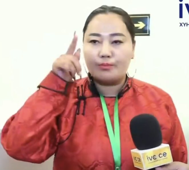 Бусдыг цахимаар гутаан доромжиллоо машиндаа хараал хэллээ гэж баривчилж саатуулдаг мөртлөө, энэ мэтийн тэнэгүүдийг хүн алж эрэмдэглэнэ гээд хэвлэл ТВ-гээр нэг ярьж байхад ер тоодоггүй нь их сонин..